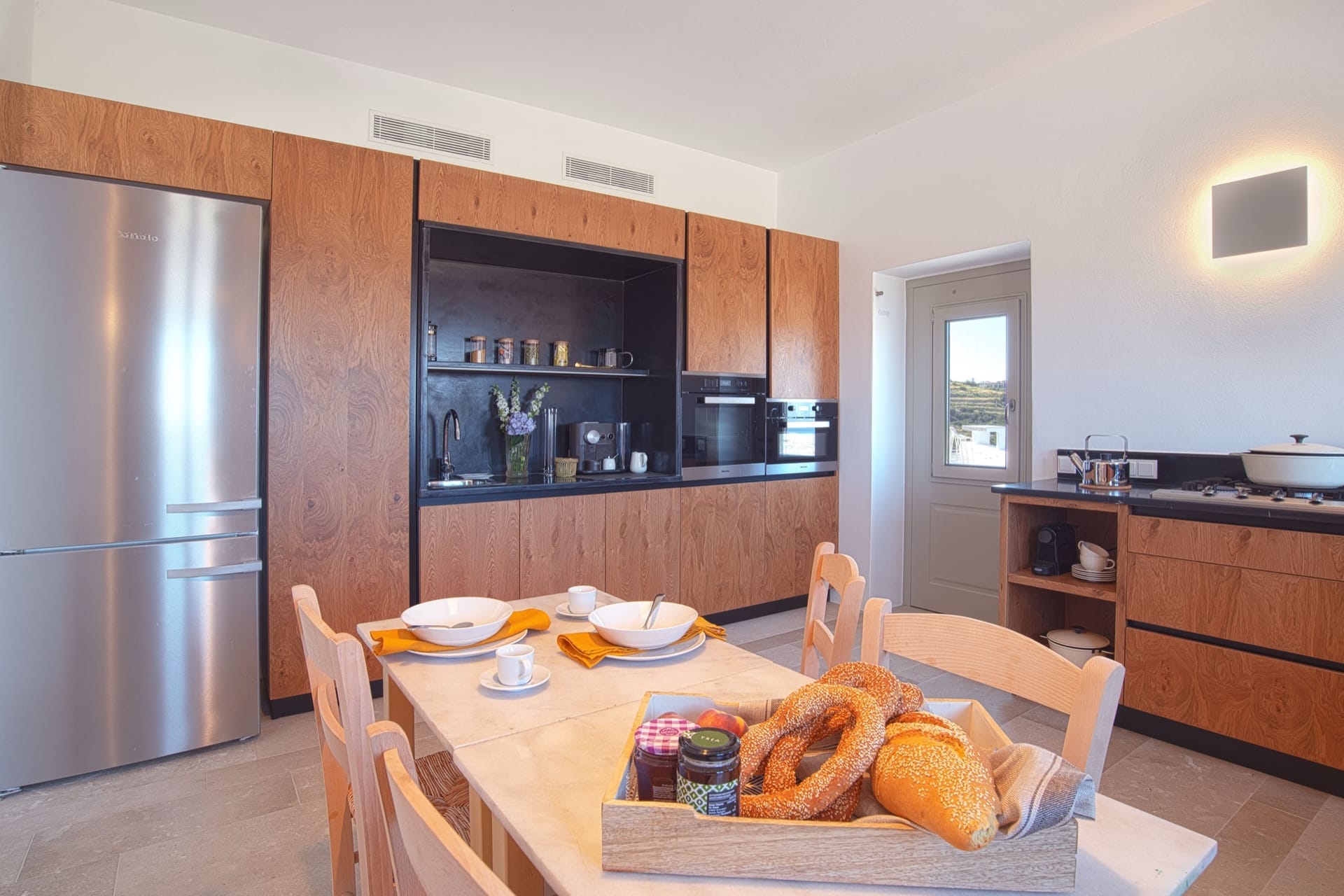 The villa kitchen, stone and marble finishes